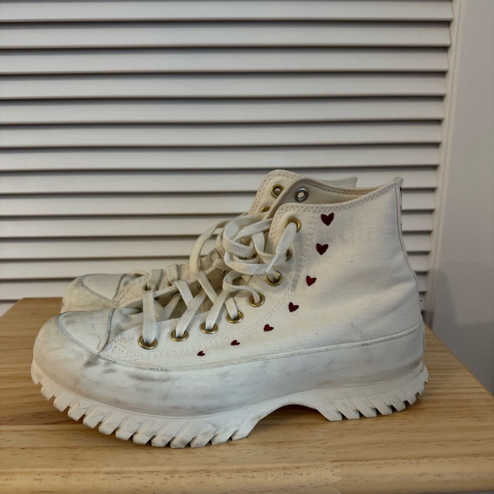 Converse Platform Valentines Size 8.5